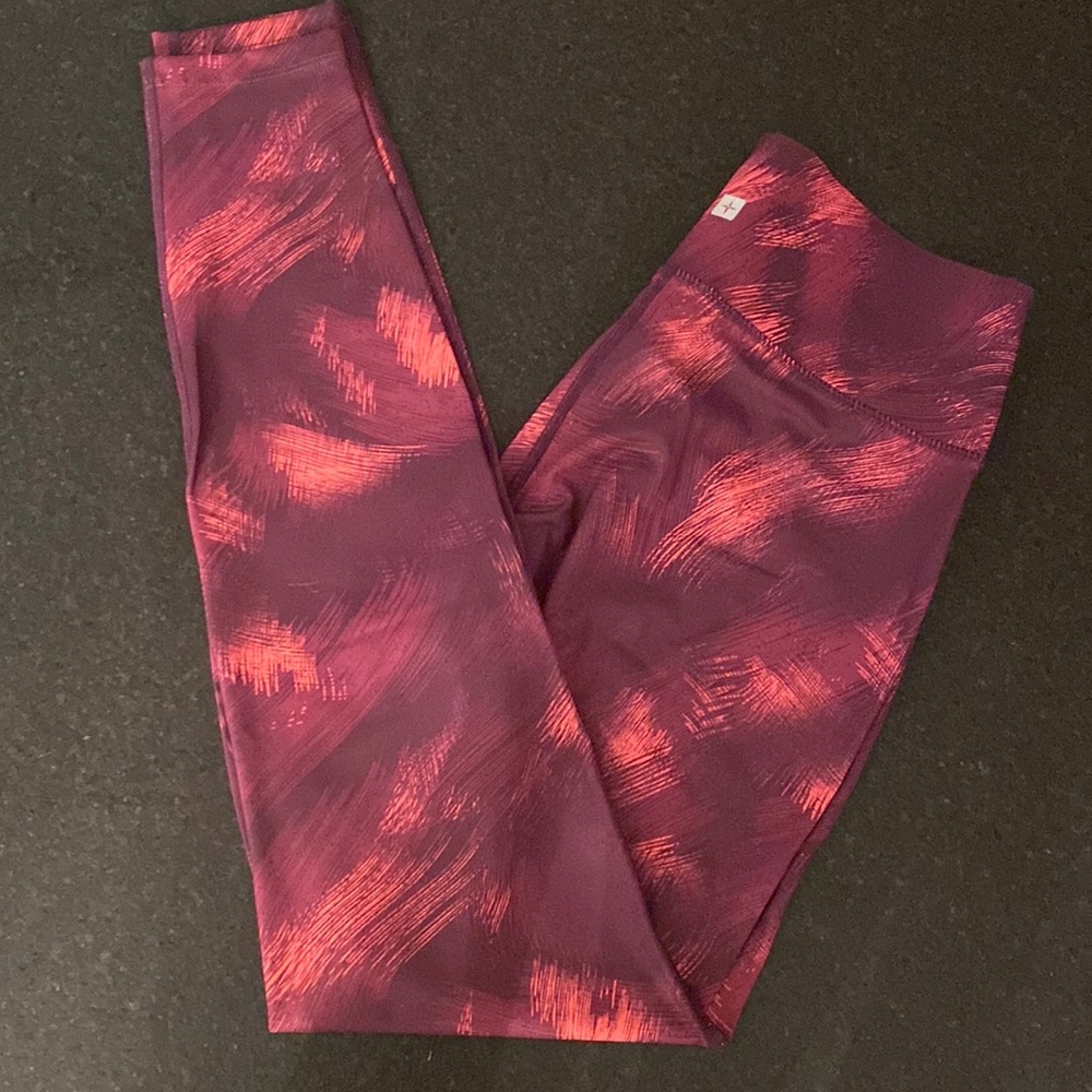 Funky athletic pants !